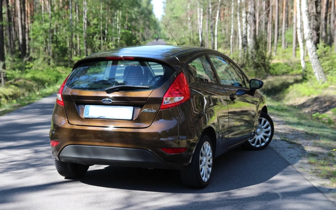 Ford Fiesta cena 21900 przebieg: 76000, rok produkcji 2011 z Kożuchów małe 781